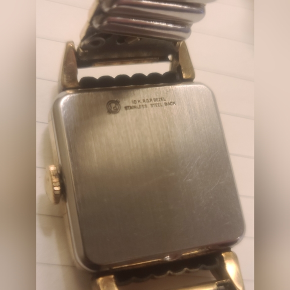 Bulova Men's 10k Gold Filled Vintage Caliber 10AX 15 Jewel Wind up Watch - Picture 6 of 11